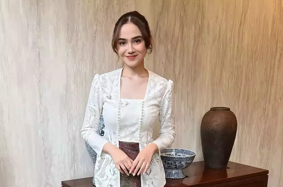 Syifa Hadju